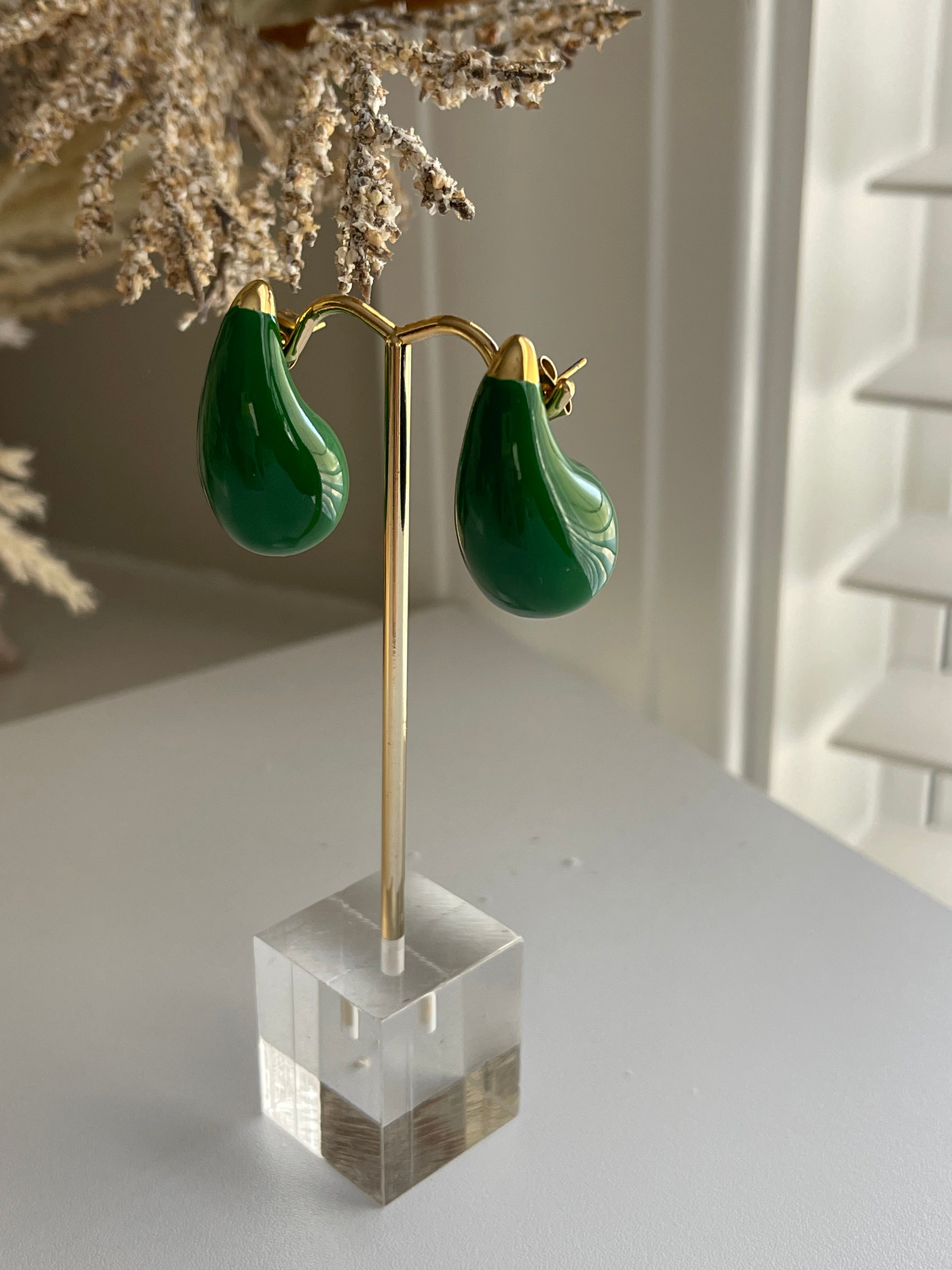 Emerald Sylvie Studs