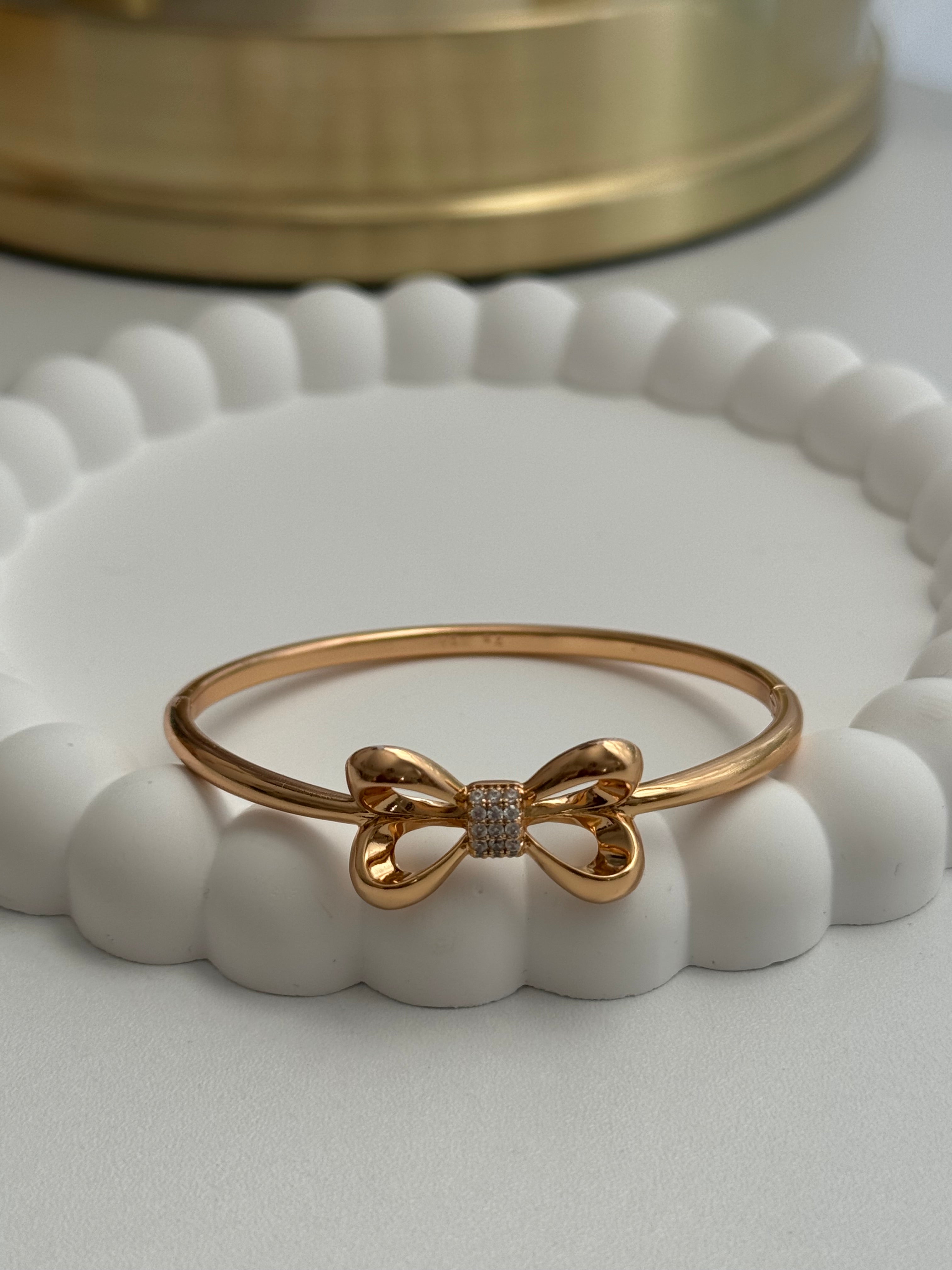 Bow Bangle