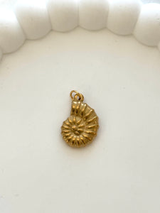Caracol Charm