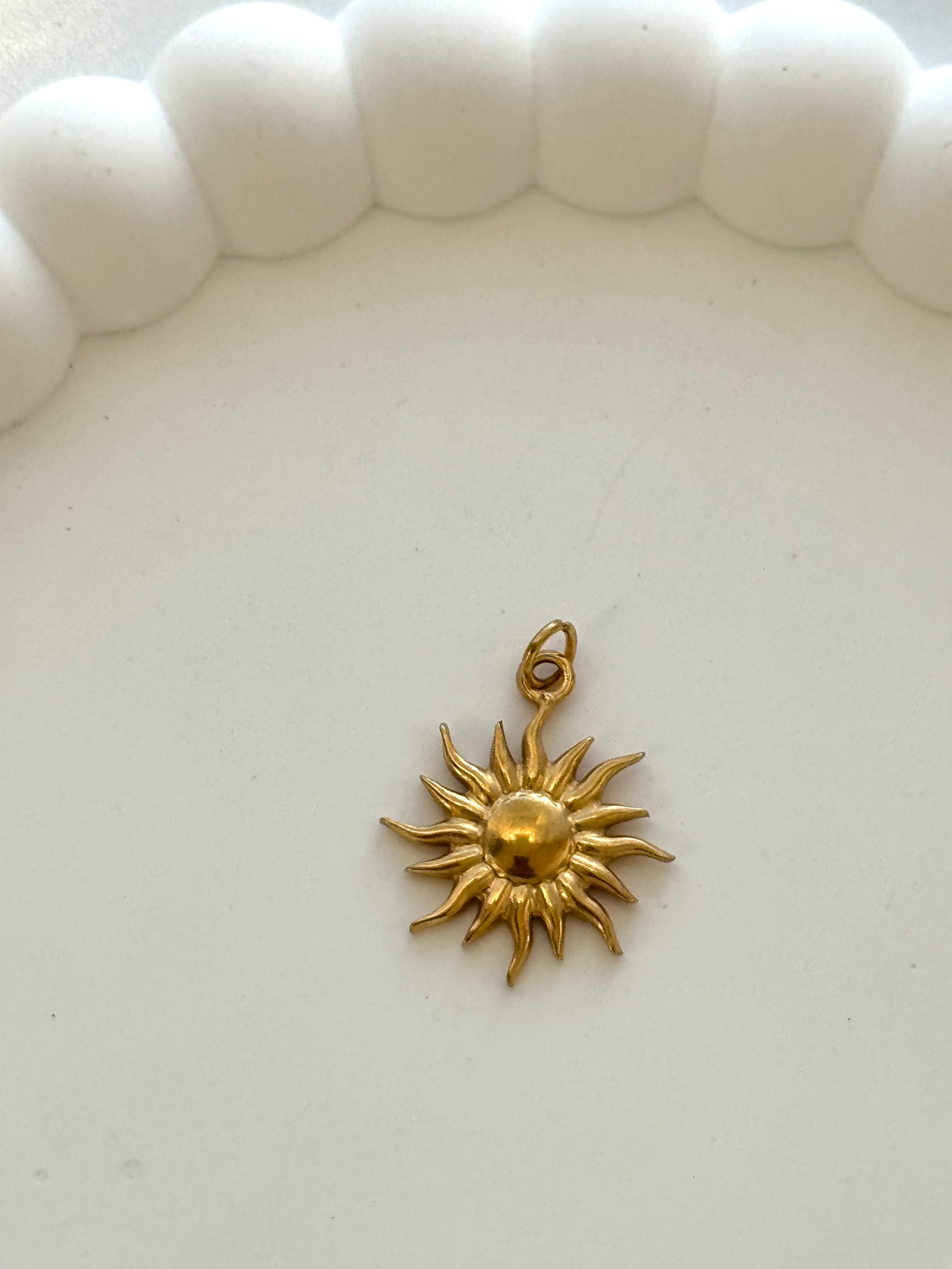 Sol Charm