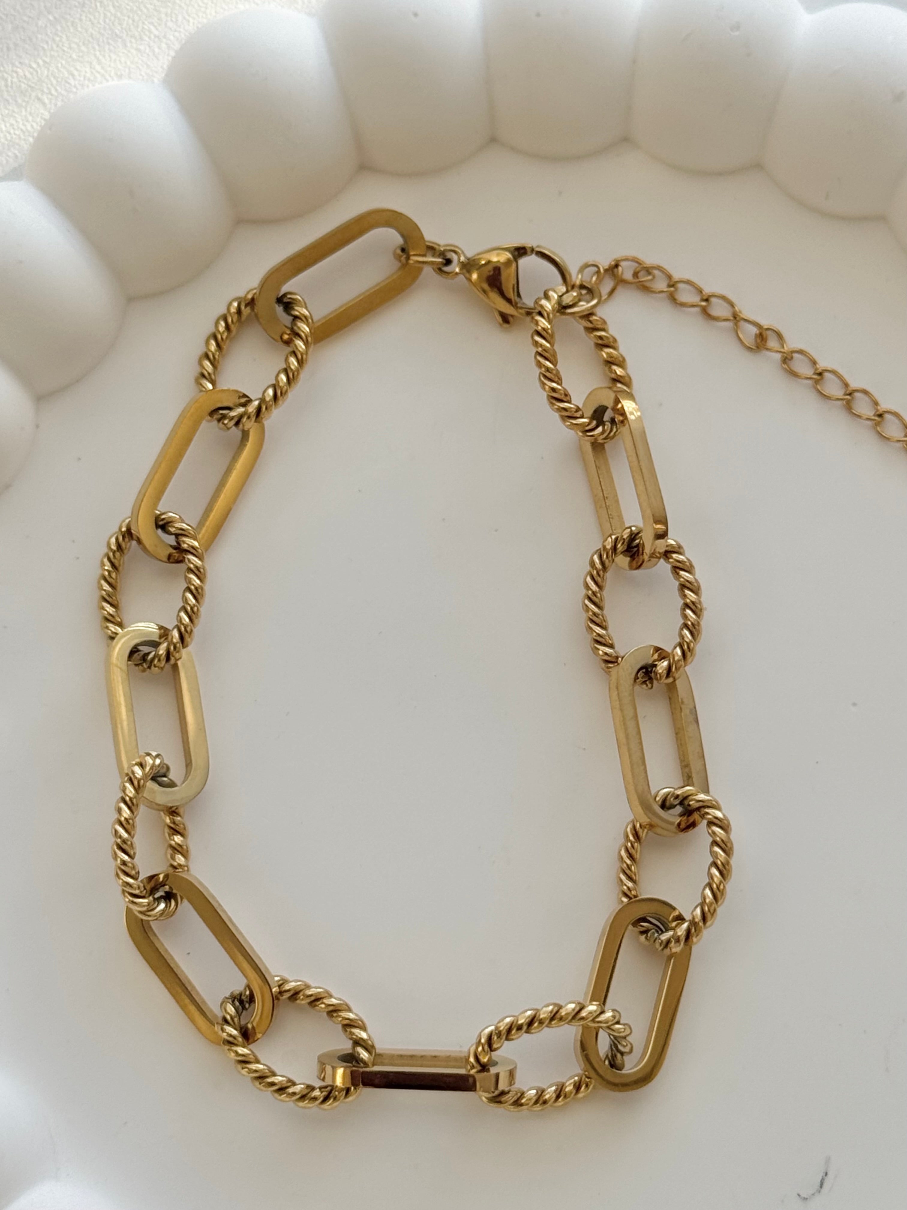 Yali Bracelet