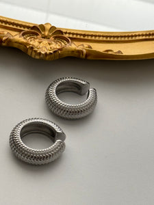 Niah Cuff