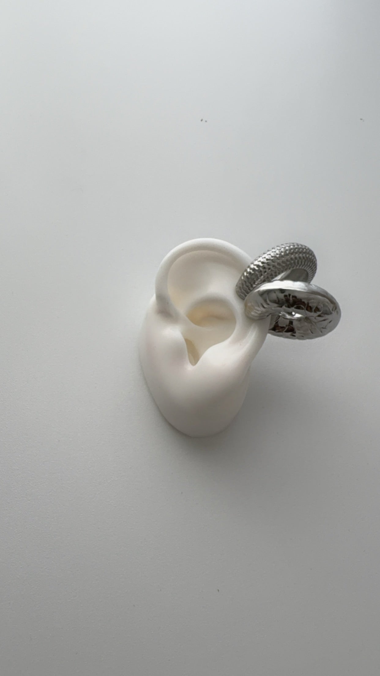 Niah Cuff