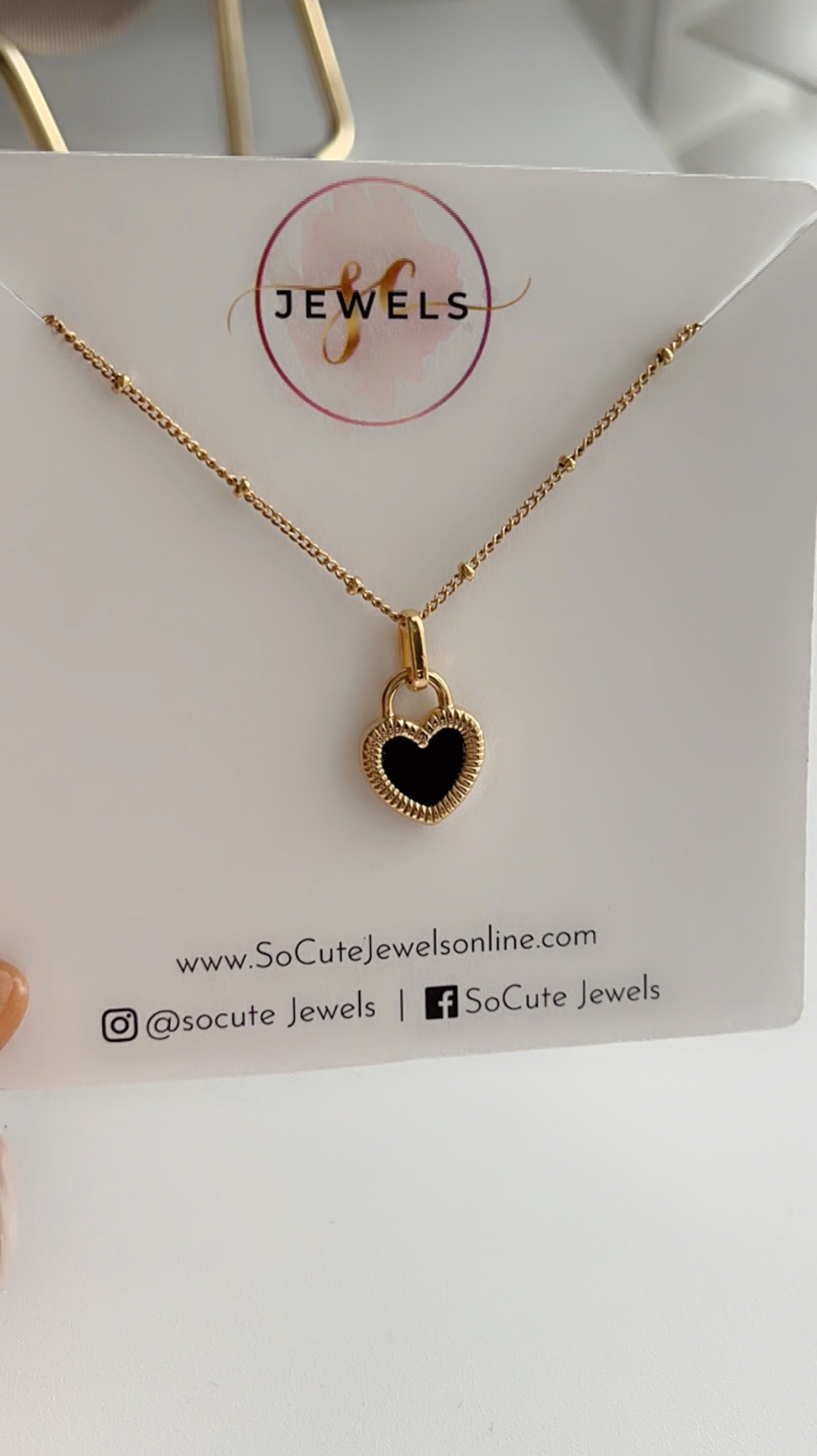 Zoé Heart Necklace