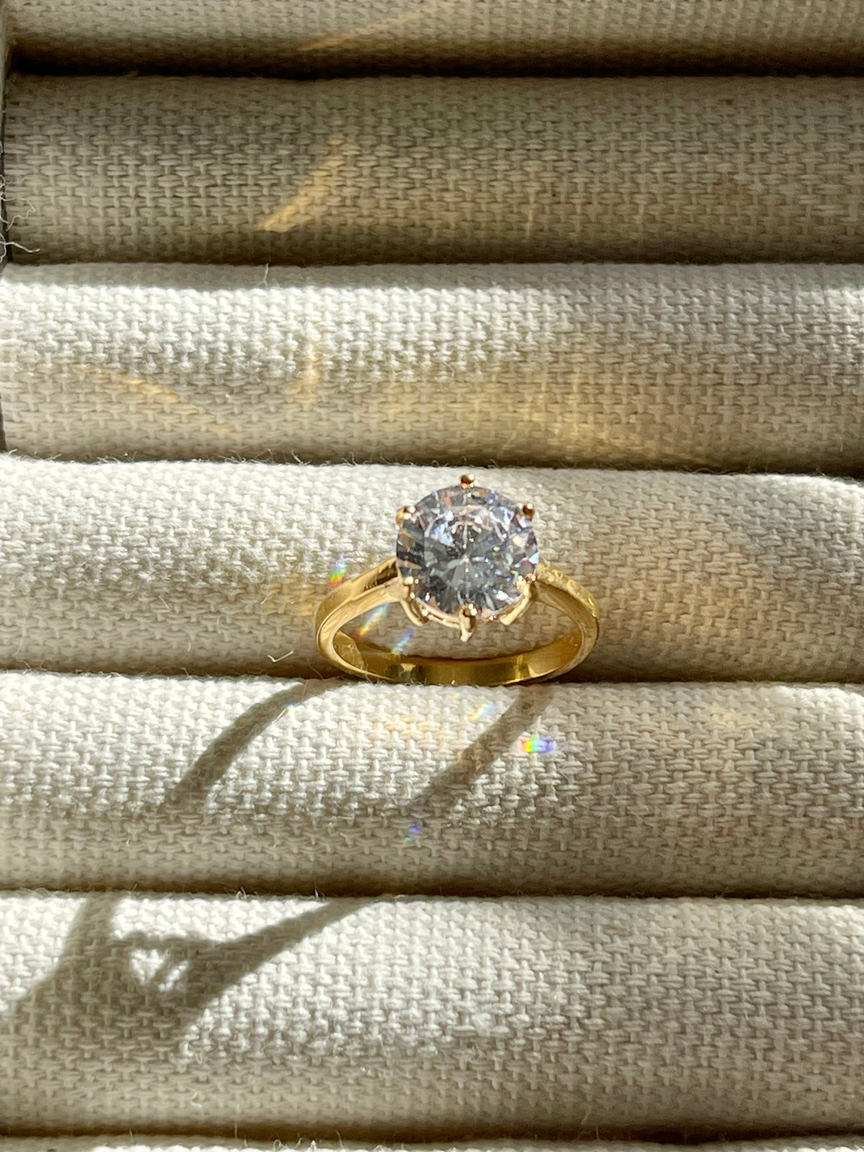 Avery Ring