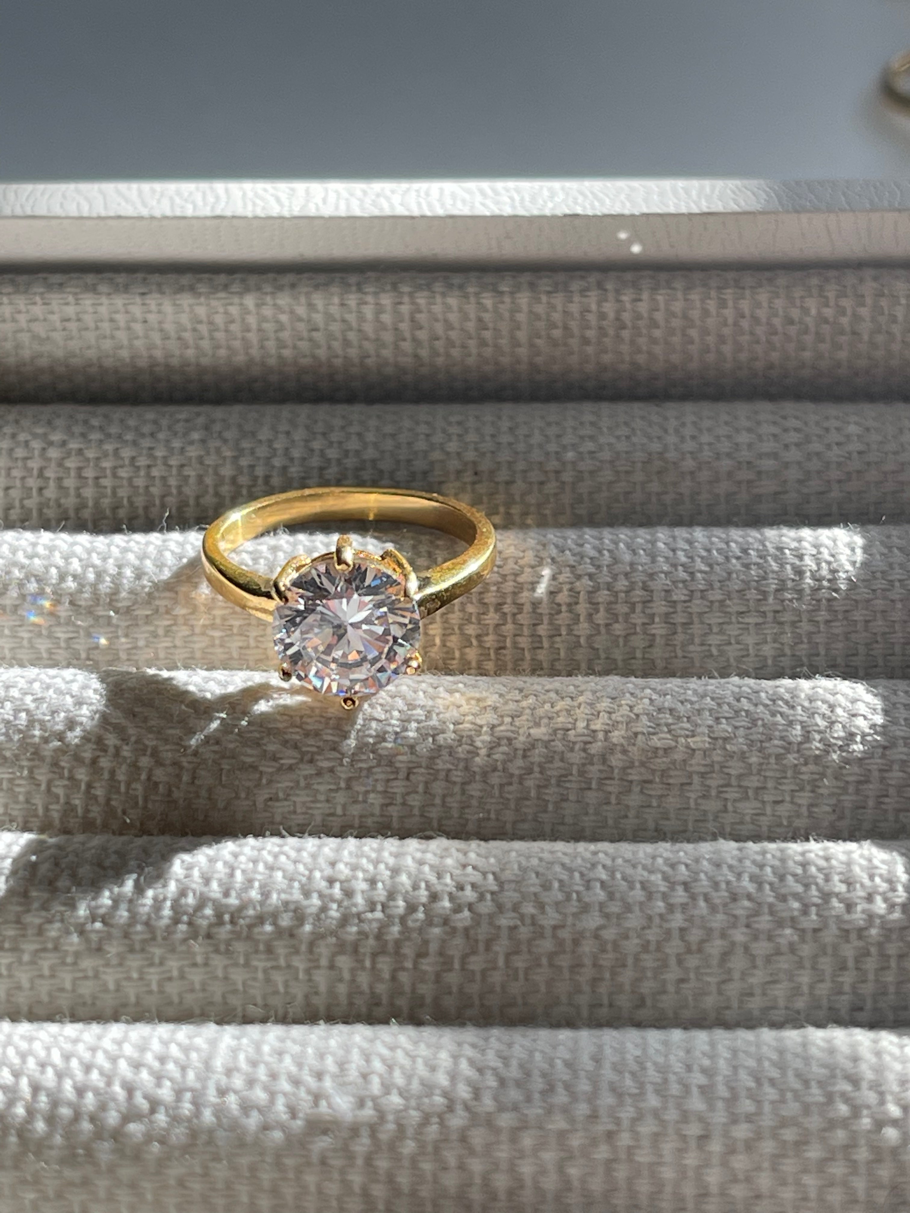 Avery Ring