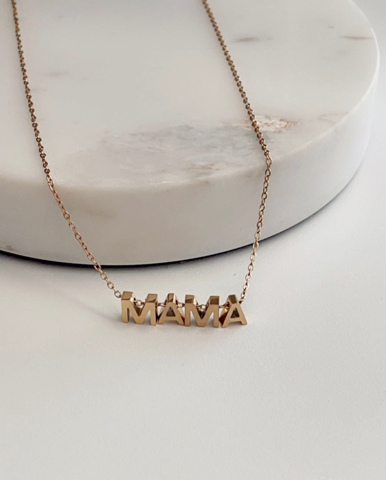Mama Necklace